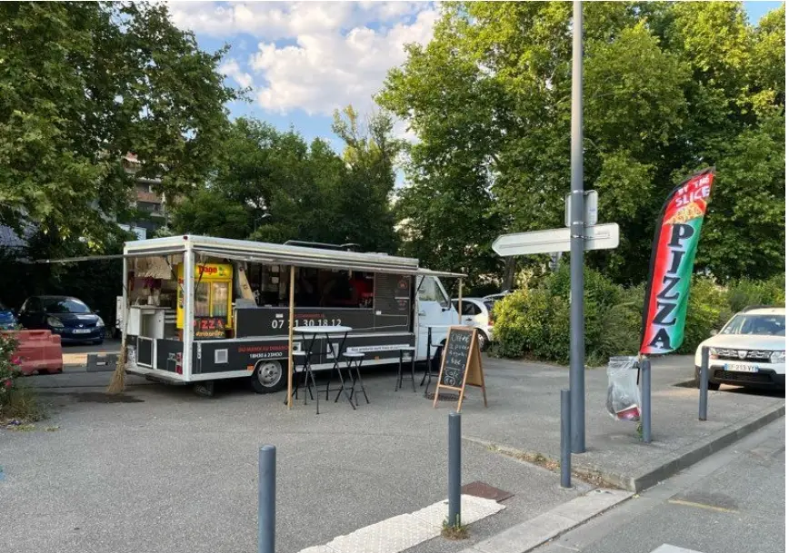 CAMION DE PIZZA