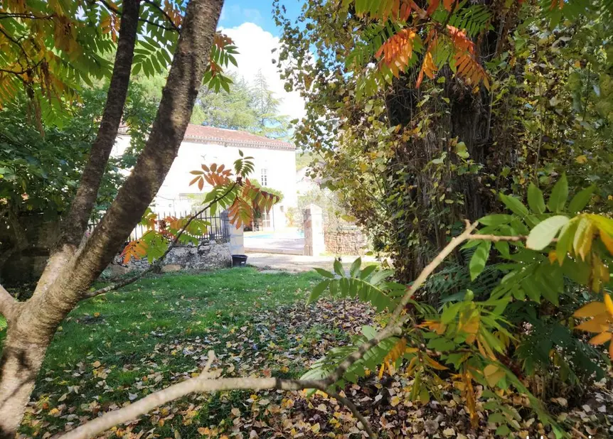 À VENDRE - Domaine touristique avec gîtes – Immobilier + activité – Lot (46)