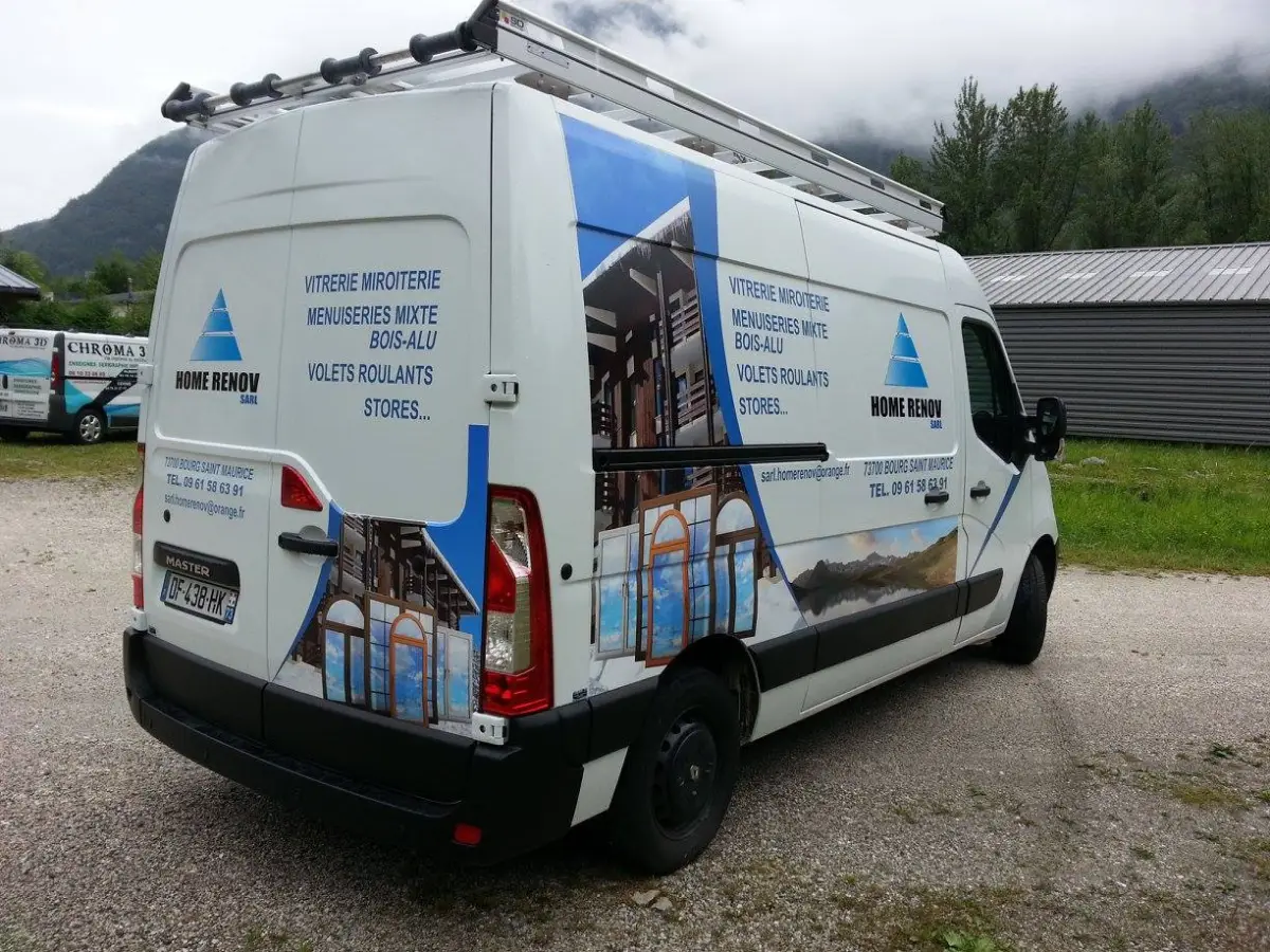 Conception et fabrication d’enseignes en relief