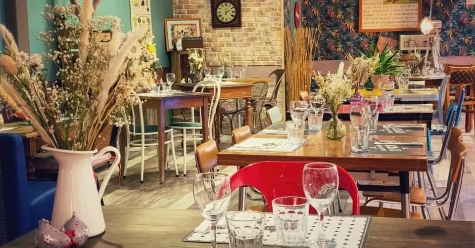 A VENDRE FDC BAR/BISTRO dans galerie marchande